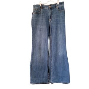 Tribal wide leg high rise blue jeans - 12.        M 82